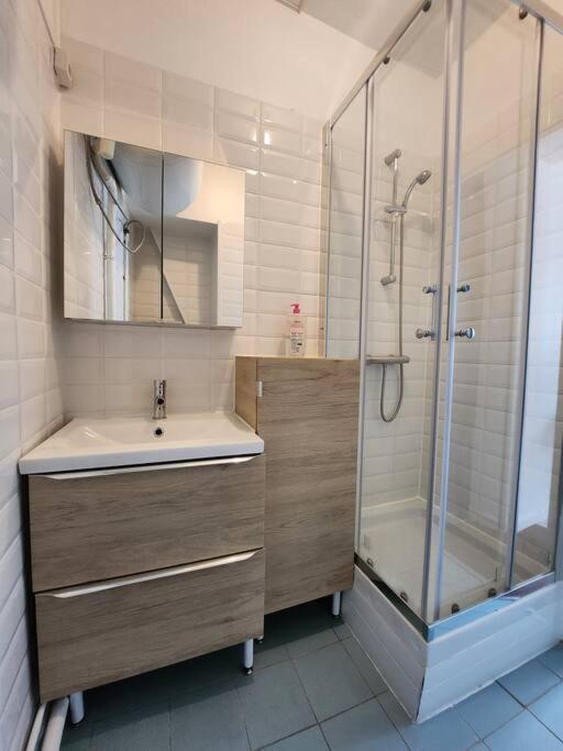 Urban Studio - Gare A Proximite Rouen Zewnętrze zdjęcie